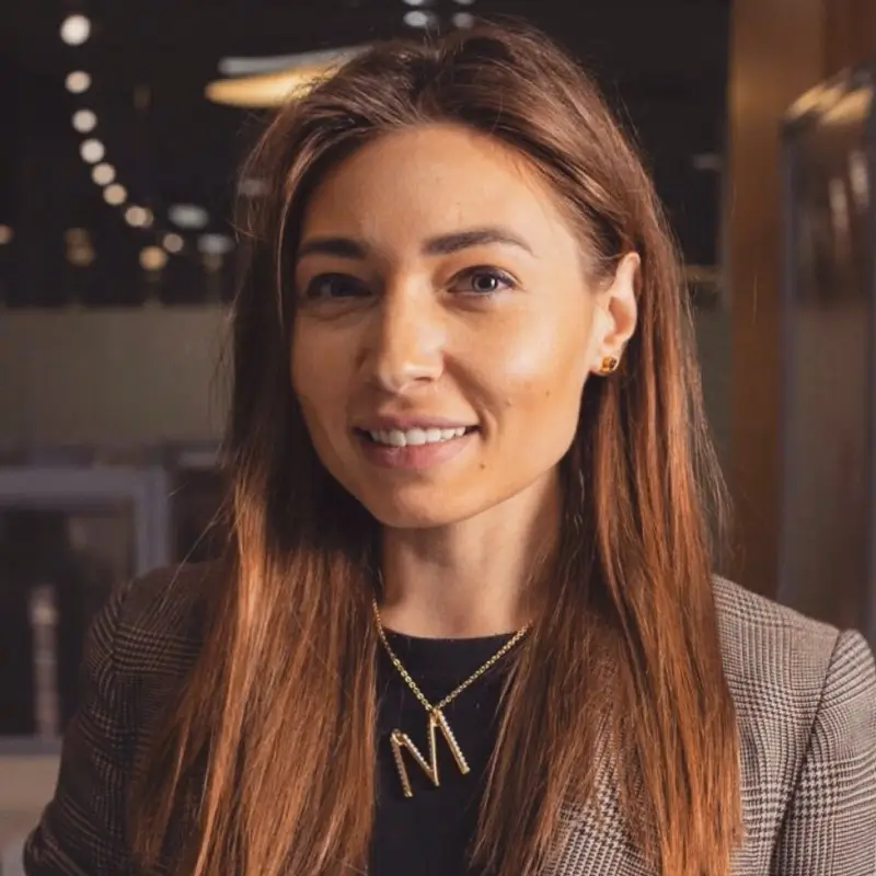 Машина Елена